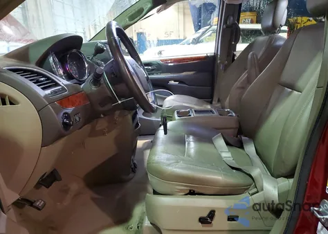 2014 Chrysler Town & Country Touring z USA, uszkodzony, nr VIN 2C4RC1BG1ER421429